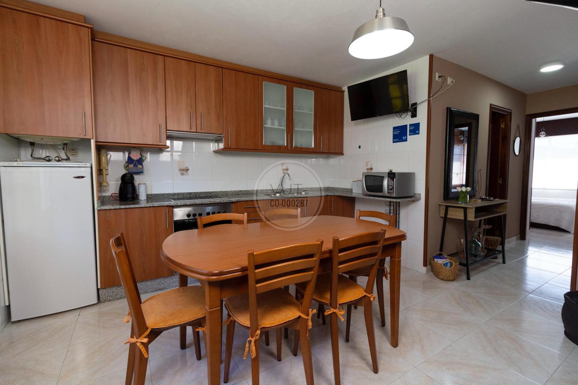 Apartamento Costero Ubicado En Sardineiro Estorde Екстериор снимка